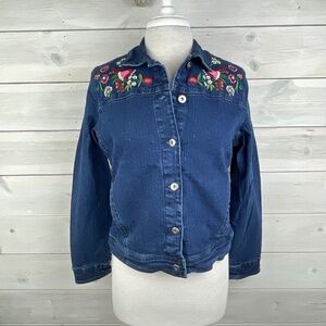 Studio West Apparel blue denim button front jacket embroidered flowers